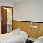 Hostal Ramón y Cajal
