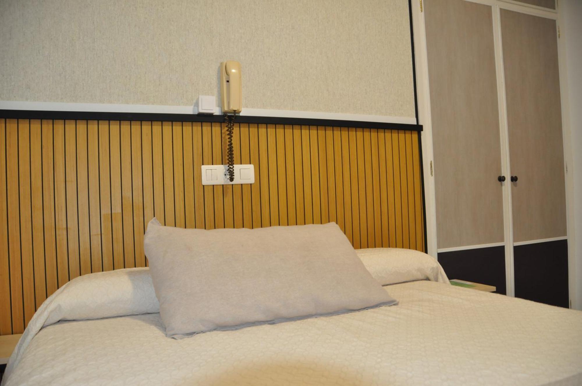 Ramon Y Cajal Guest house *
